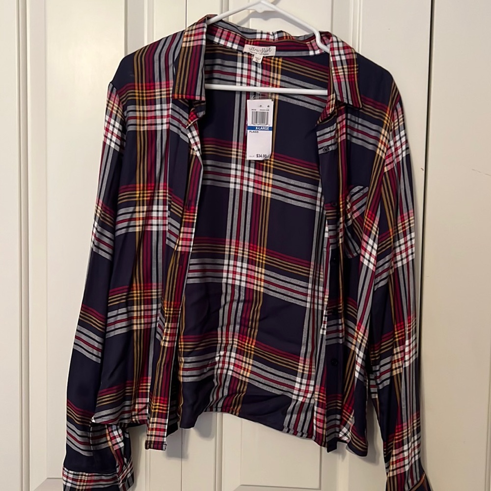NWT Plaid long sleeve shirt